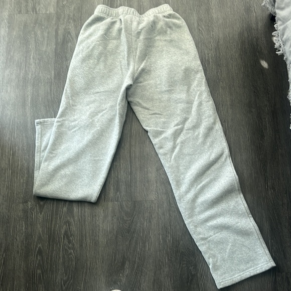 Champion sweats in size S in men’s - Picture 2 of 2